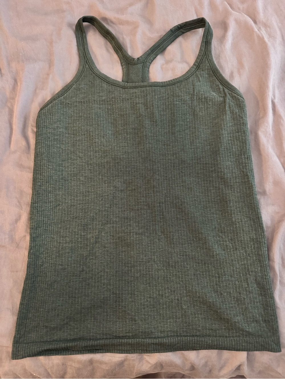 Lululemon Align Tank cup B/C green